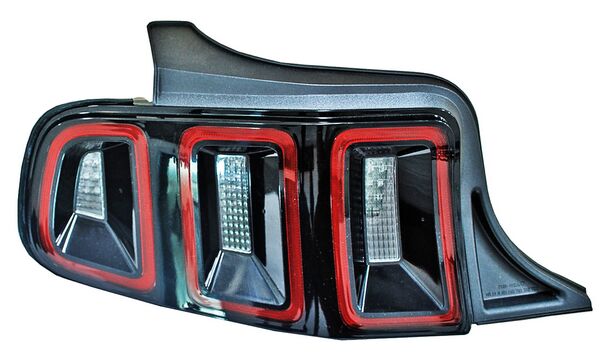 CALAVERA MUSTANG 13-14 LEDS TYC IZQ BBBB.