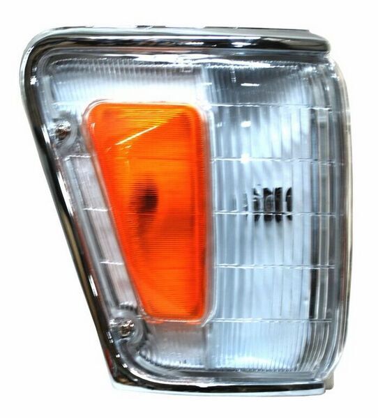 CUARTO PUNTA TOYOTA PU 89-95 CROM 4WD TYC DER