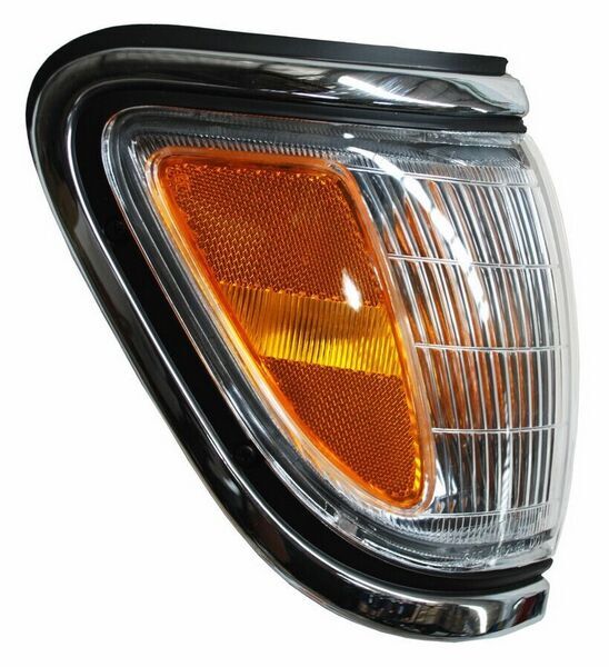 CUARTO PUNTA TACOMA 95-97 CROM 4WD TYC DER