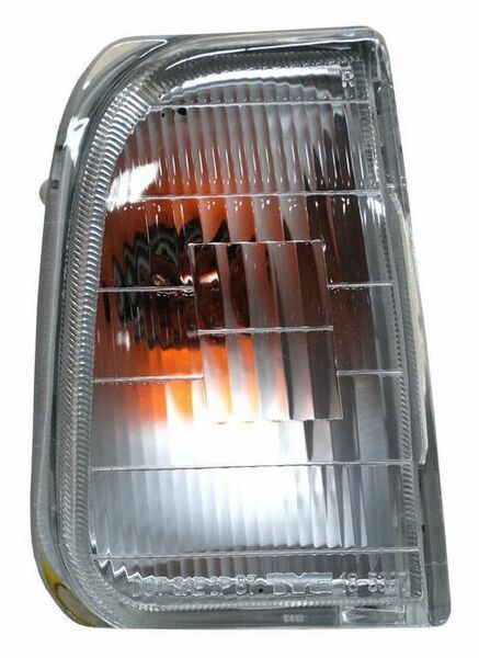 CUARTO FRONTAL TRACKER 90-98 C/FOCO TYC DER