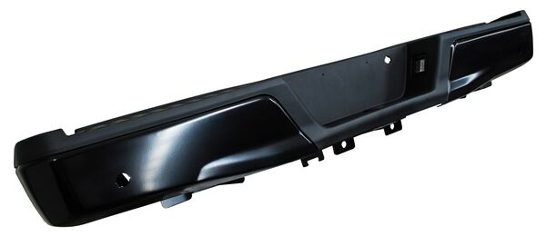 DEFENSA TRAS FORD PU 15-20 /F-150 15-20 NEGRA COMPLETA C/HOYO P/SENS