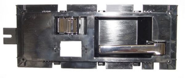 MANIJA INT S10/ BLAZER/ SONOMA/ BRAVADA 82-85 CROM DEL PLASTICO DER